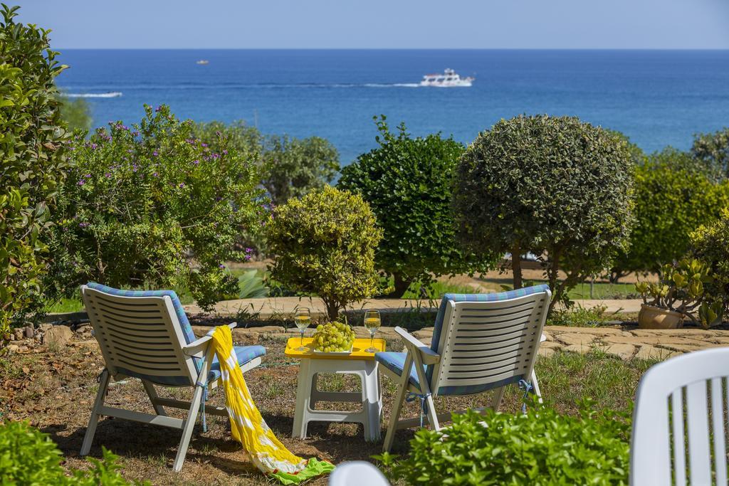 Protaras Beachfront Sirina Lina Suite Paralimni Exterior foto