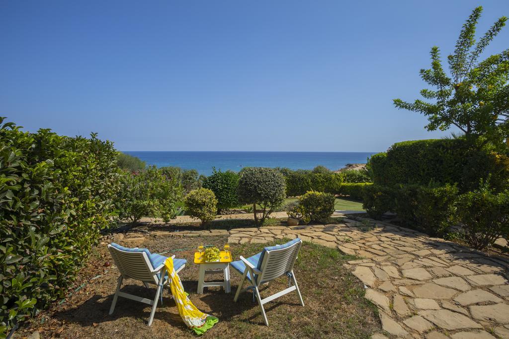 Protaras Beachfront Sirina Lina Suite Paralimni Exterior foto